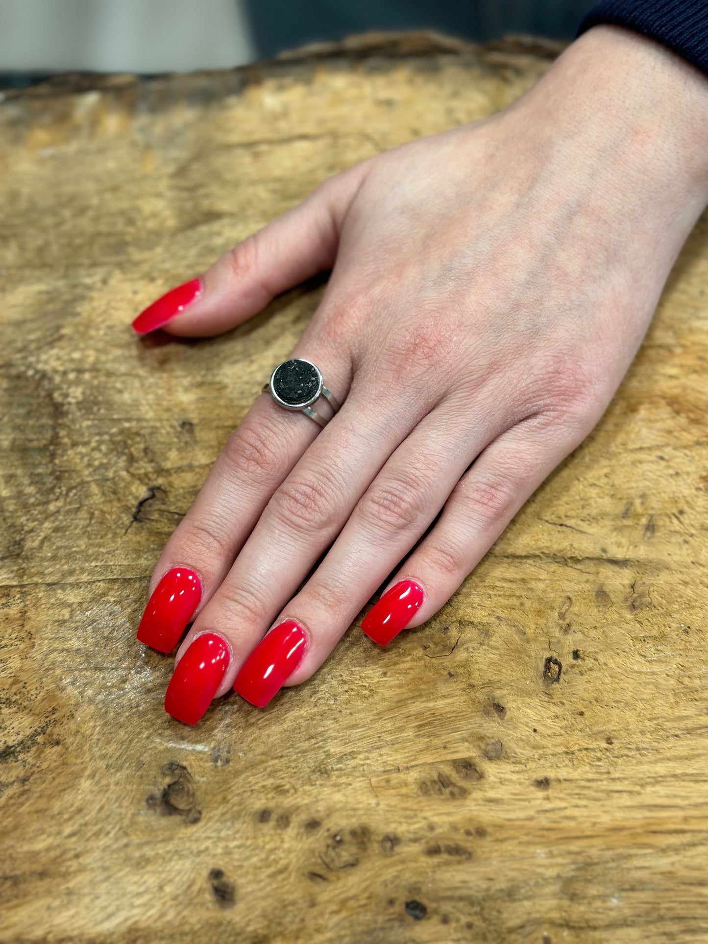 Δαχτυλίδι διπλή βάση με μαύρο γρανίτη