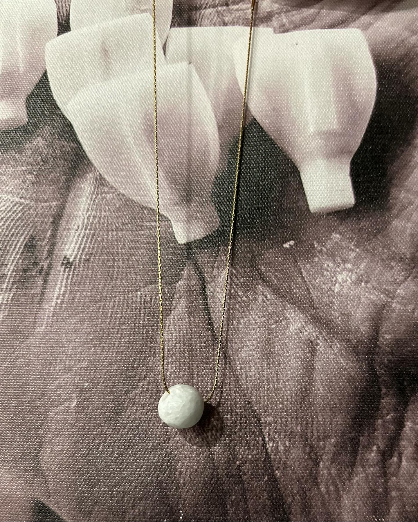 Λευκή μπίλια από μάρμαρο νάξου