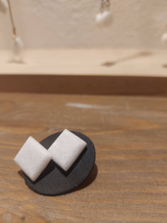 Square stud earrings made of white marble from Thassos