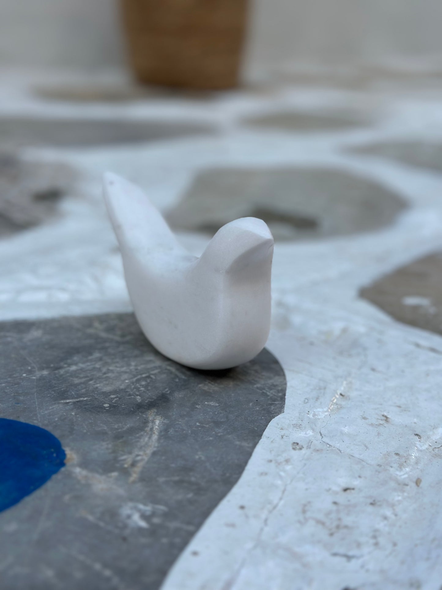 Λευκό περιστέρι από μάρμαρο