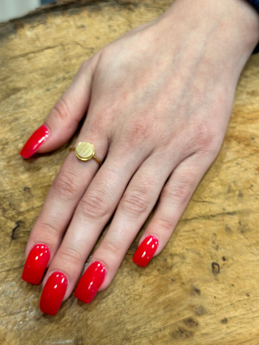 Δαχτυλίδι λεπτή βάση με κίτρινο ονυχα