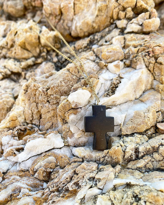 Black Spanish marble in the shape of a Cross